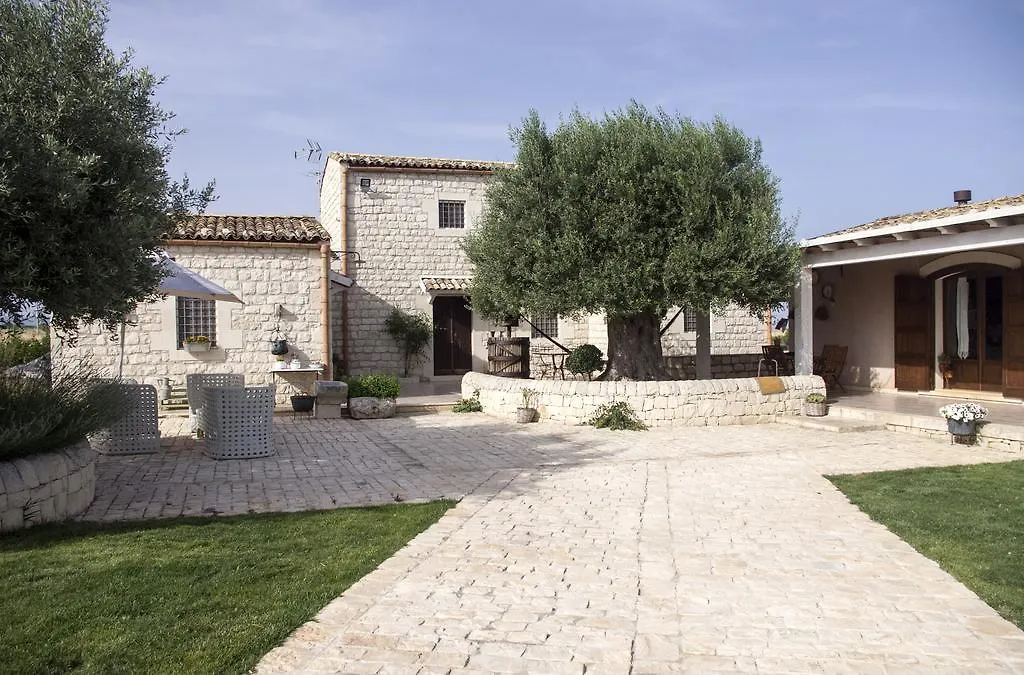 Apartment Ferienwohnung La Casazza - Country House Rosolini